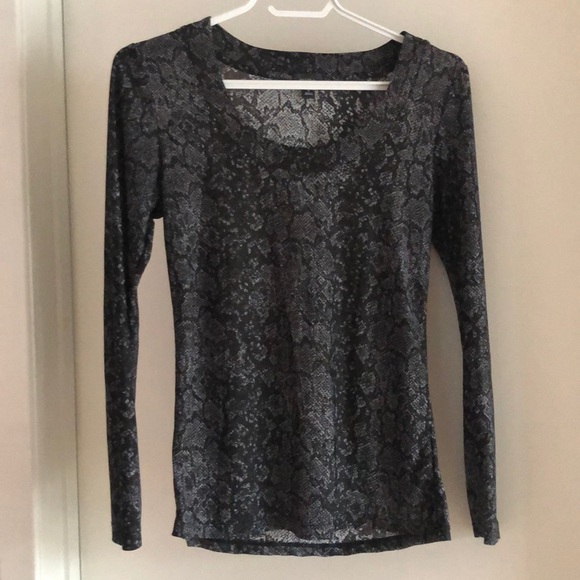 Aritzia Talula snakeskin top - Picture 1 of 5